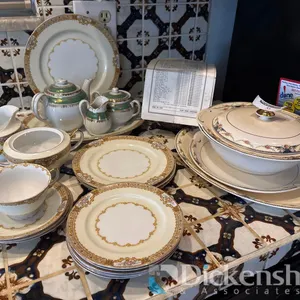 BEAUTIFUL LOT OF DINNERWARE