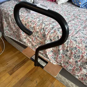 BEDSIDE SUPPORT HANDLE BAR