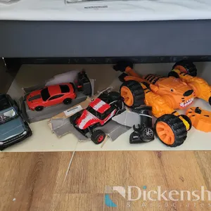 LOT OF REMOTE CONTROL TOYS
