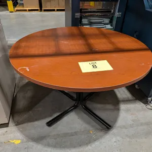 Round Table