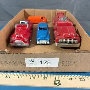 4 Metal Toy Vehicles; 2 Hubley Kiddie Toy (pcs mis