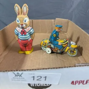 2 pcs; J. Chein and Company Metal Wind up Toy, Mar