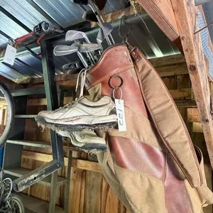 Golf Bag w/Golf Clubs