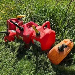 (5) Gas Cans