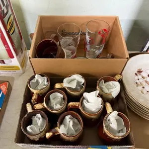 8 vintage brown mugs Roseville