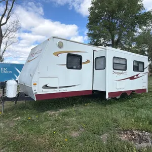 2008  Gulf Stream  Lite Coach   Camper Trailer