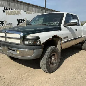 2000 DODGE RAM 2500  EXTENDED CAB 4X4 PICKUP VIN: 1B7KF2360YJ160341