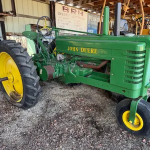 John Deere B Tri-Cycle Collector Tractor, Running, Shedded, S/N 108