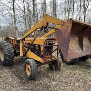 Minneapolis Moline M5 Collector Tractor w/ Ezee On Loader & Bucket, Running, Shedded, Meter Reads 1856hrs S/N 17101460 *CLICK FOR VIDEO