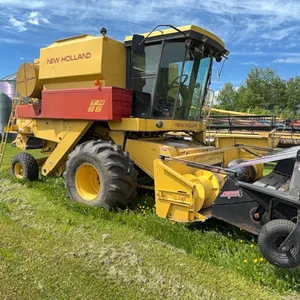 New Holland TR 86 Combine w/ Meroe Super 8 P/U Header, 2328 Eng hrs, Shedded, S/N 57800 **LOTS 12-15 LINKED FOR SIMULTANEOUS BID CLOSING