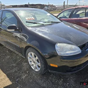 SALVAGE UNIT: 2007 Volkswagen Rabbit Car - Black
 UNRESERVED