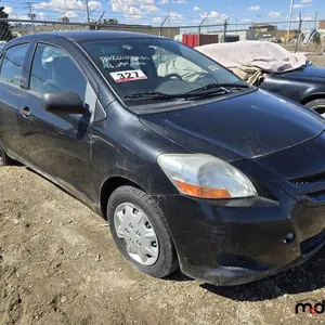 SALVAGE UNIT: 2007 Toyota Yaris Car - Black
 UNRESERVED