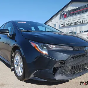 2021 Toyota Corolla LE Car