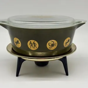 Hard to Find Vintage Pyrex Zodiac 475 Casserole