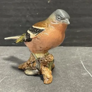Beswick Made In England 991 Chaffinch Figurine