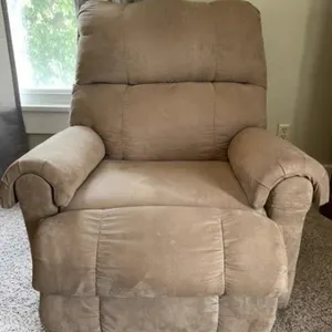 Clean Beige Recliner