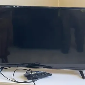 Hitachi 40" Television with Remote