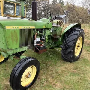 John Deere 3020