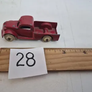 Made in USA1950s Tootsietoy Pickup Truck