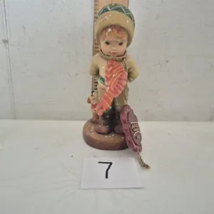 Vintage Anri Signed Wood Figurine 1605 of 4000