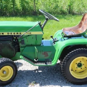 JD 112 Riding Mower (no deck & doesn't run)