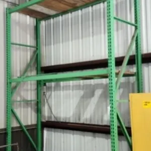 Industrial Teardrop Pallet Rack