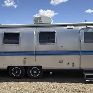 1988 Airstream Excello 33' Travel Trailer
