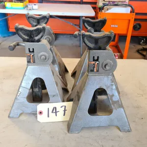 (4) Pittsburgh 3-Ton Jack Stands