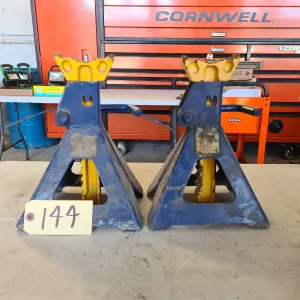 (2) NAPA 8000 LB Jack Stands