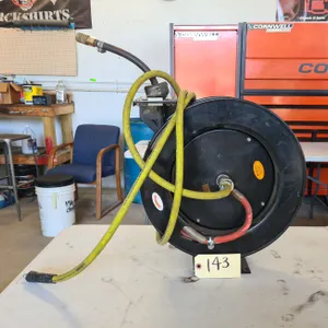 Central Pneumatic Retractable Hose Reel