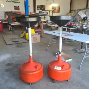 Portable Oil Drain Pan Assembly