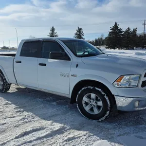 2017 RAM 1500 SLT Truck