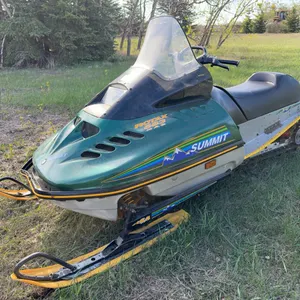 1993 Ski-Doo Summit Rotax 583 Snowmobile, 6,297km Showing, VIN 387600011  *No Key*