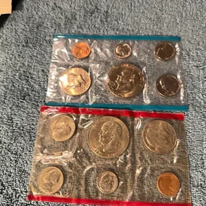 1975 Uncirculated coin set