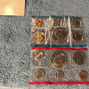 1975 Uncirculated coin set