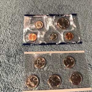 1999 P Uncirculated coin set