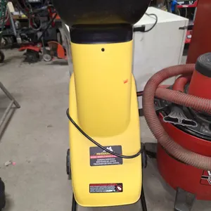 McCullock Electric Garden Shredder, 120V, Model MC52003, 16"x18"x38"