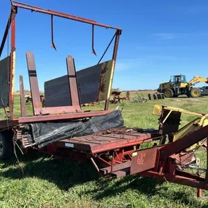 NH 1010 bale picker wagon