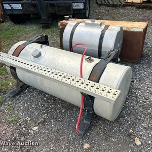 (3) fuel tanks