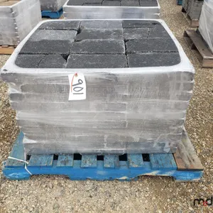 Bundle of Approx. 12" x 8" x 2 1/2" Patio Stones 
 UNRESERVED
