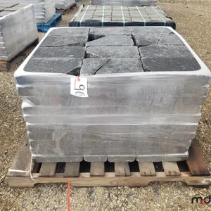 Bundle of Approx. 12" x 8" x 2 1/2" Patio Stones 
 UNRESERVED