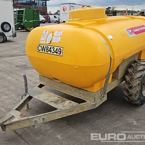 Single Axle Plastic Water Bowser 