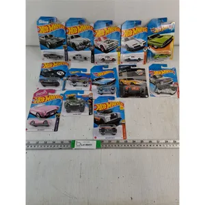 (13) Hot Wheels Cars/Trucks (NIB)