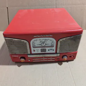 Vintage Turntable w/ CD Radio System Mod RCD824 (Not tested)