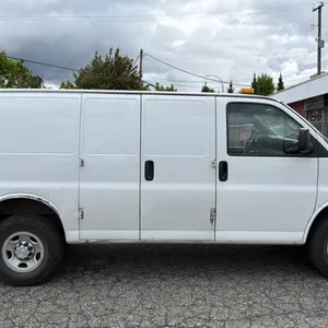 2016 CHEVROLET EXPRESS STABILITRAK, 3DR CARGO VAN, WHITE, VIN 1GCWGAFFXG1137426,