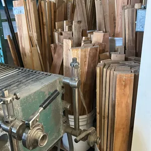 GROUP LOT OF ASST PIECES OF WOOD SLATS