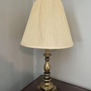 Table lamp.