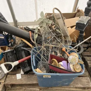 Pallet of Lawn & Garden Items