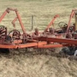 25" Morris Heavy cultivater with spikes.
