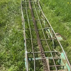 Bale elevator